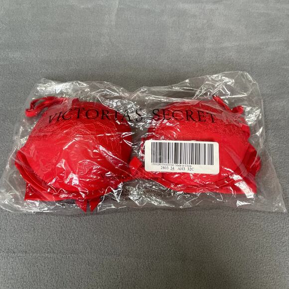 Victoria's Secret Bra 32C Red Miraculous Plunge Padded 2 Cup Push Up Bombshell - Picture 9 of 9